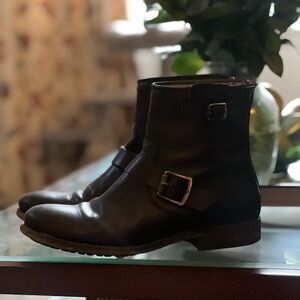 Frye boots sz 8